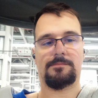 csuhi89profilképe