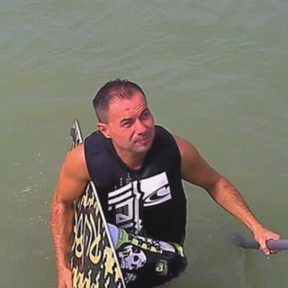 d4950bd302profilképe